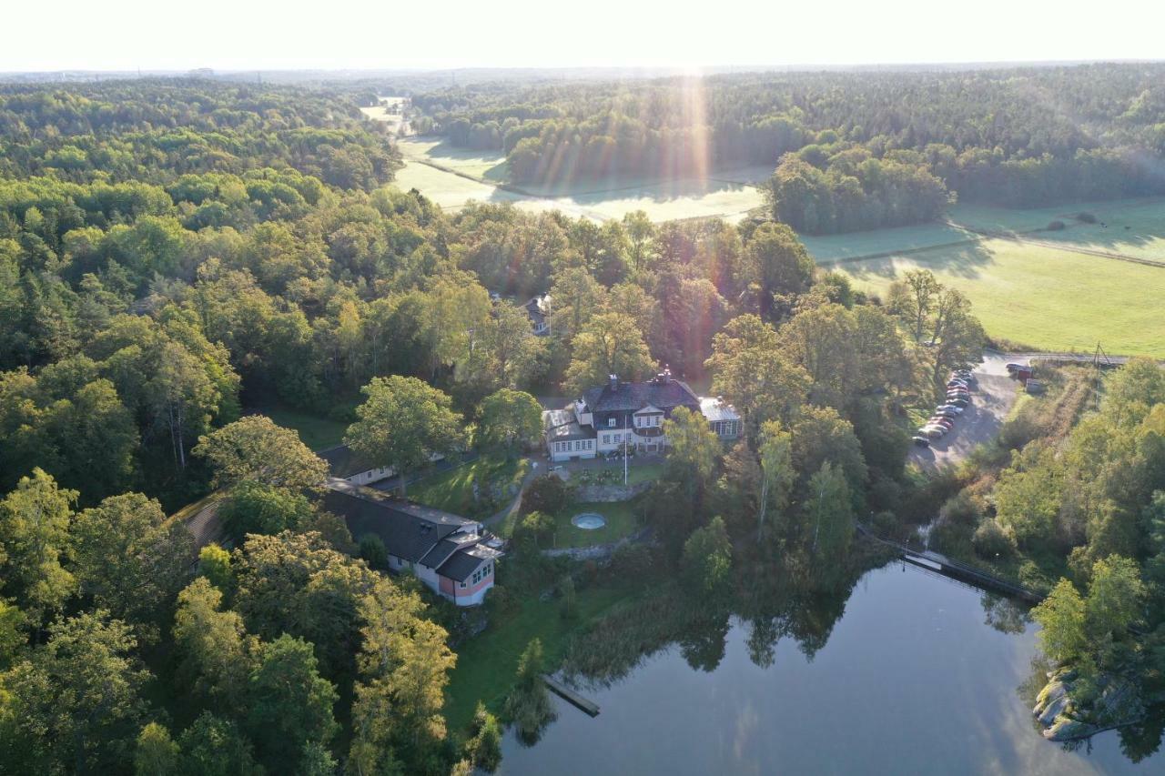 Balingsholm Otel Huddinge Dış mekan fotoğraf